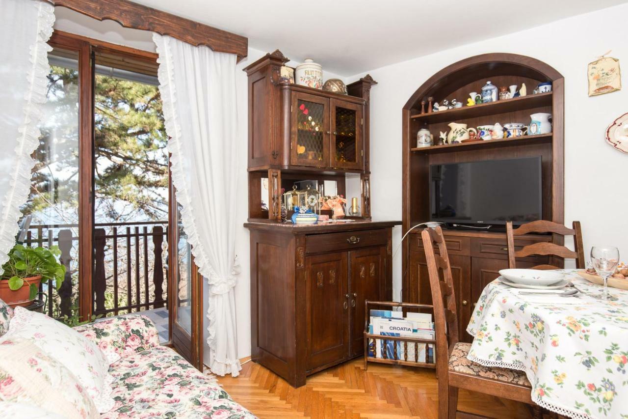 Comfy And Warm Ap With Balcony Surrounded With Beautiful Nature Lovran Eksteriør bilde